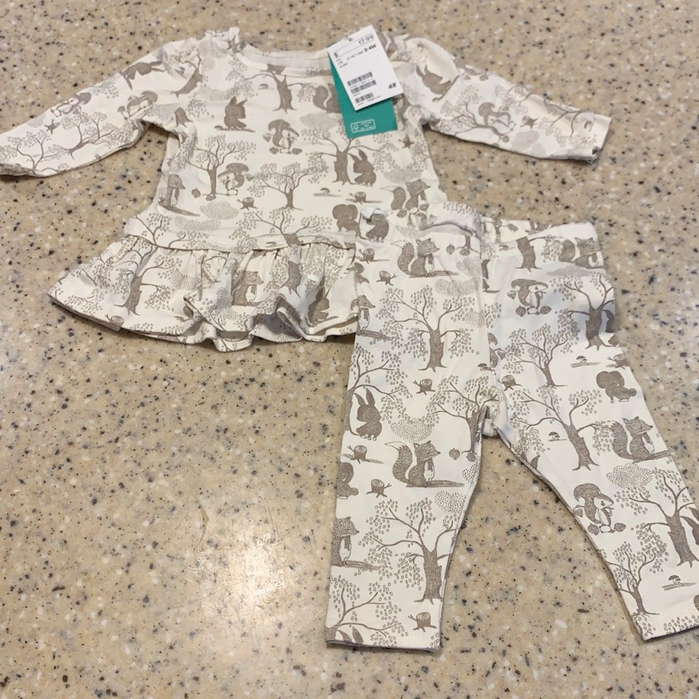 H&M conscious NWT two-piece set (2-4 months)